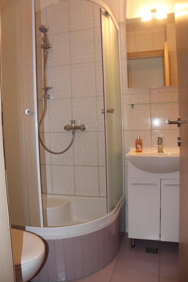 Apartmani Nima Tucepi Luaran gambar