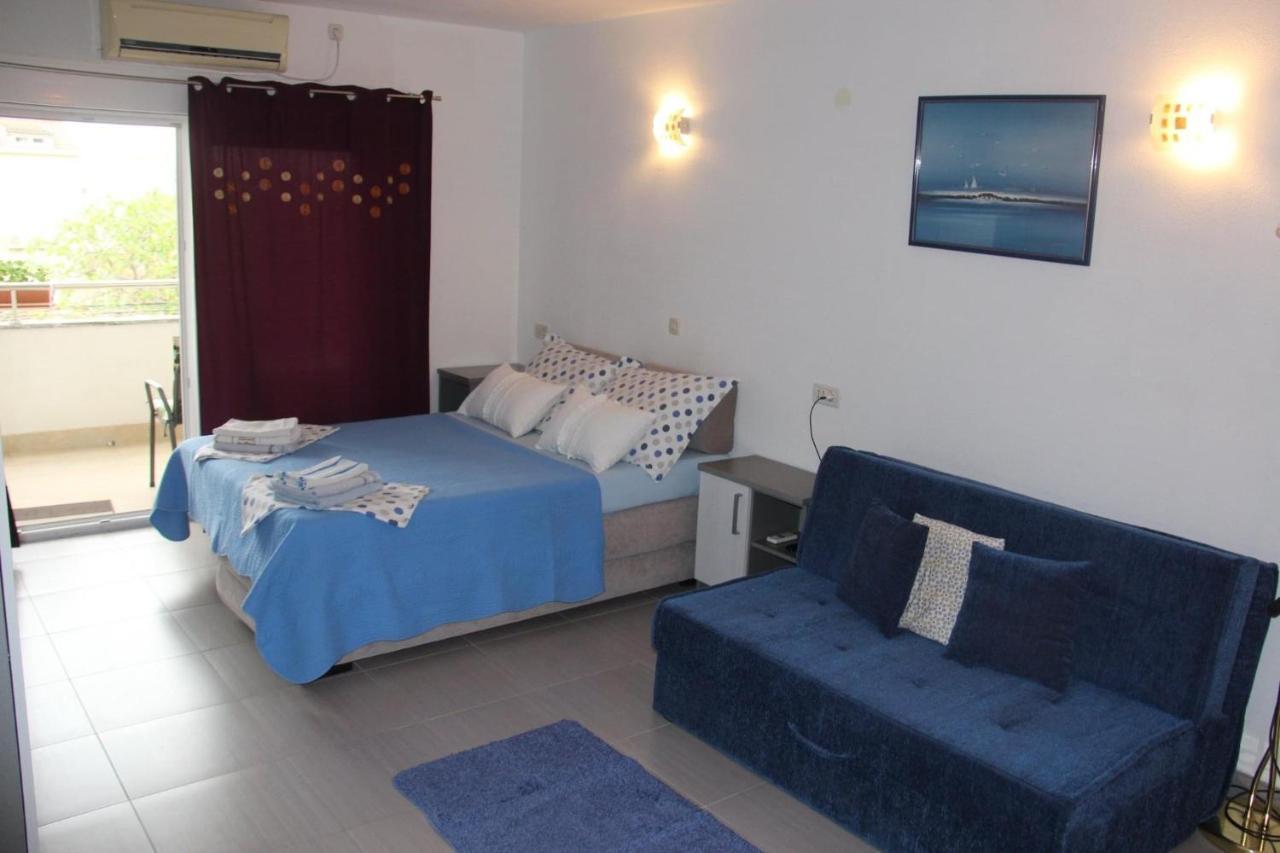 Apartmani Nima Tucepi Luaran gambar