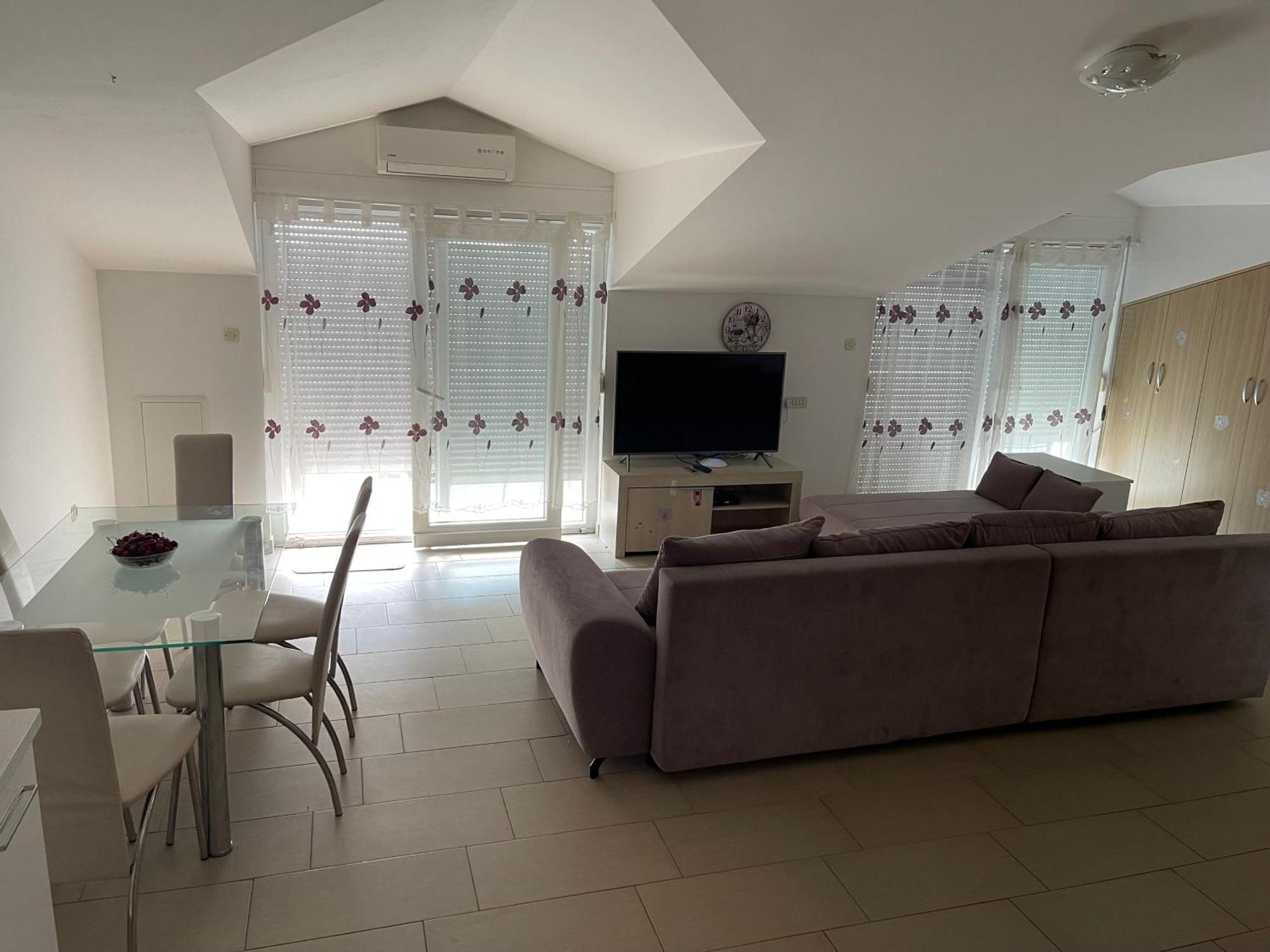Apartmani Nima Tucepi Luaran gambar